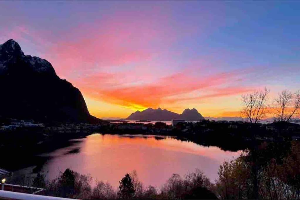 Hytte I Svolvær Zewnętrze zdjęcie